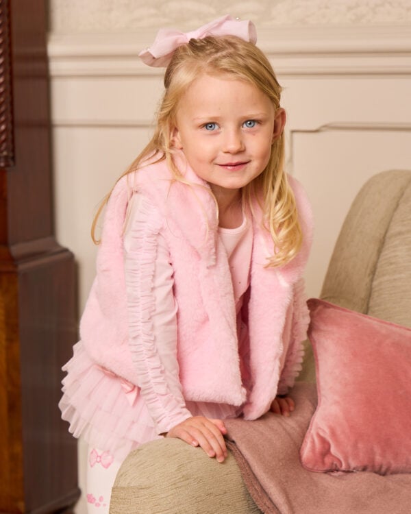 Caramelo soft pink faux fur gilet